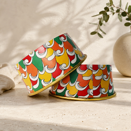 Custom printed paper bowls for restaurant branding