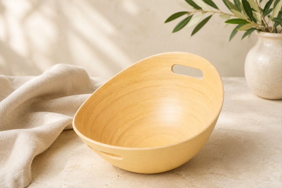 Elegant bamboo bowls for premium catering and food presentation