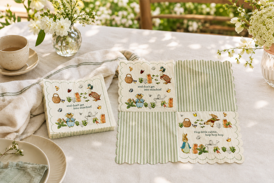 Luncheon and dinner paper napkins for restaurant and takeaway supply