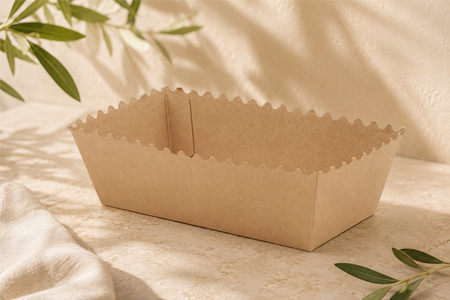 Open disposable trays for fries, snacks, and desserts