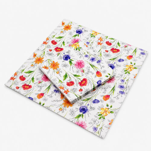 Paper Napkins with Floral Print for Table Service Paper Napkins with Floral Print for Table Service