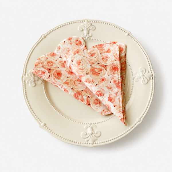 Scalloped Rose Paper Napkins for Table Service Scalloped Rose Paper Napkins for Table Service