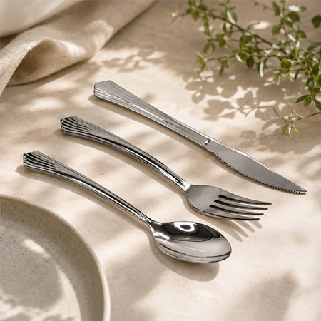 Silver plastic cutlery set for wedding and banquet service