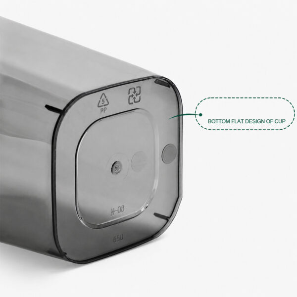 Square PP Drink Cup with Straw-Slot Lid Square PP Drink Cup with Straw-Slot Lid