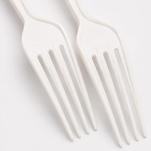 White Disposable Fork for Foodservice Use White Disposable Fork for Foodservice Use