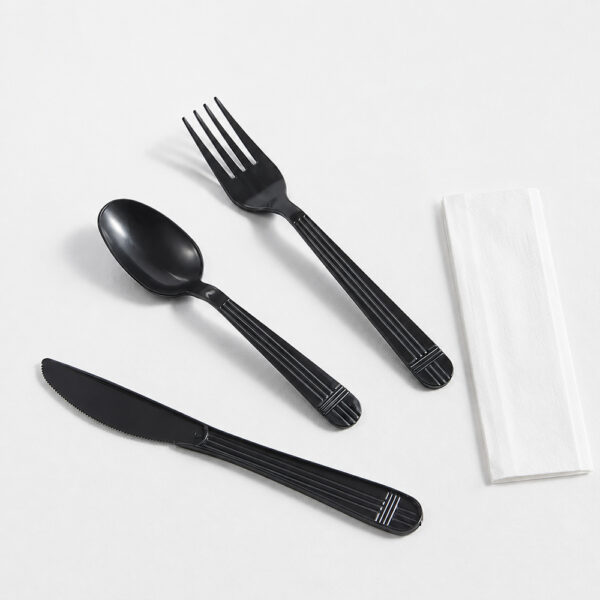Wrapped Disposable Cutlery Set for Takeaway Meals Wrapped Disposable Cutlery Set for Takeaway Meals